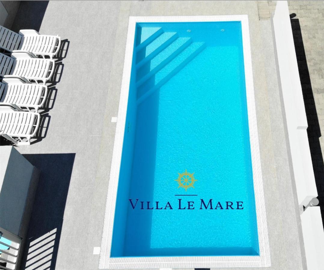 Apartments Le Mare - Pool, Sandstrand, Meerblick, W-Lan, Grill Privlaka  Exterior photo